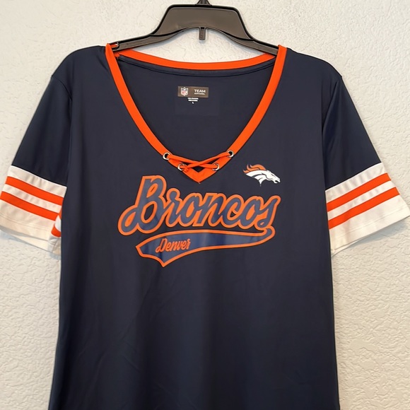 Denver Broncos NFL Shirt - Picture 4 of 8